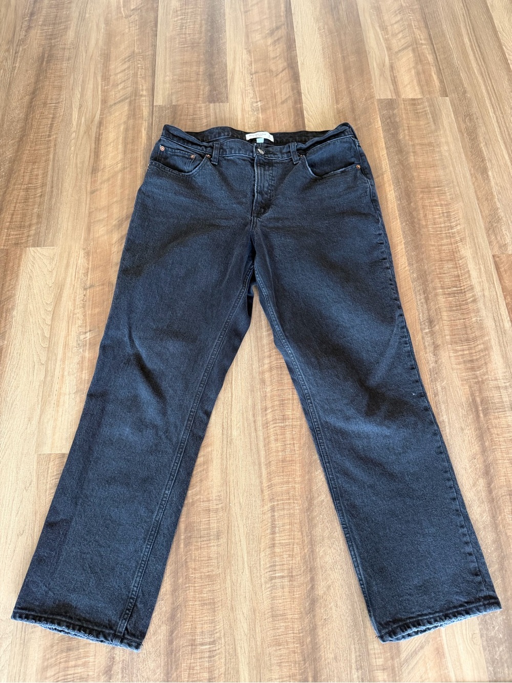Abercrombie & Fitch Black Straight-Leg Women’s Jeans